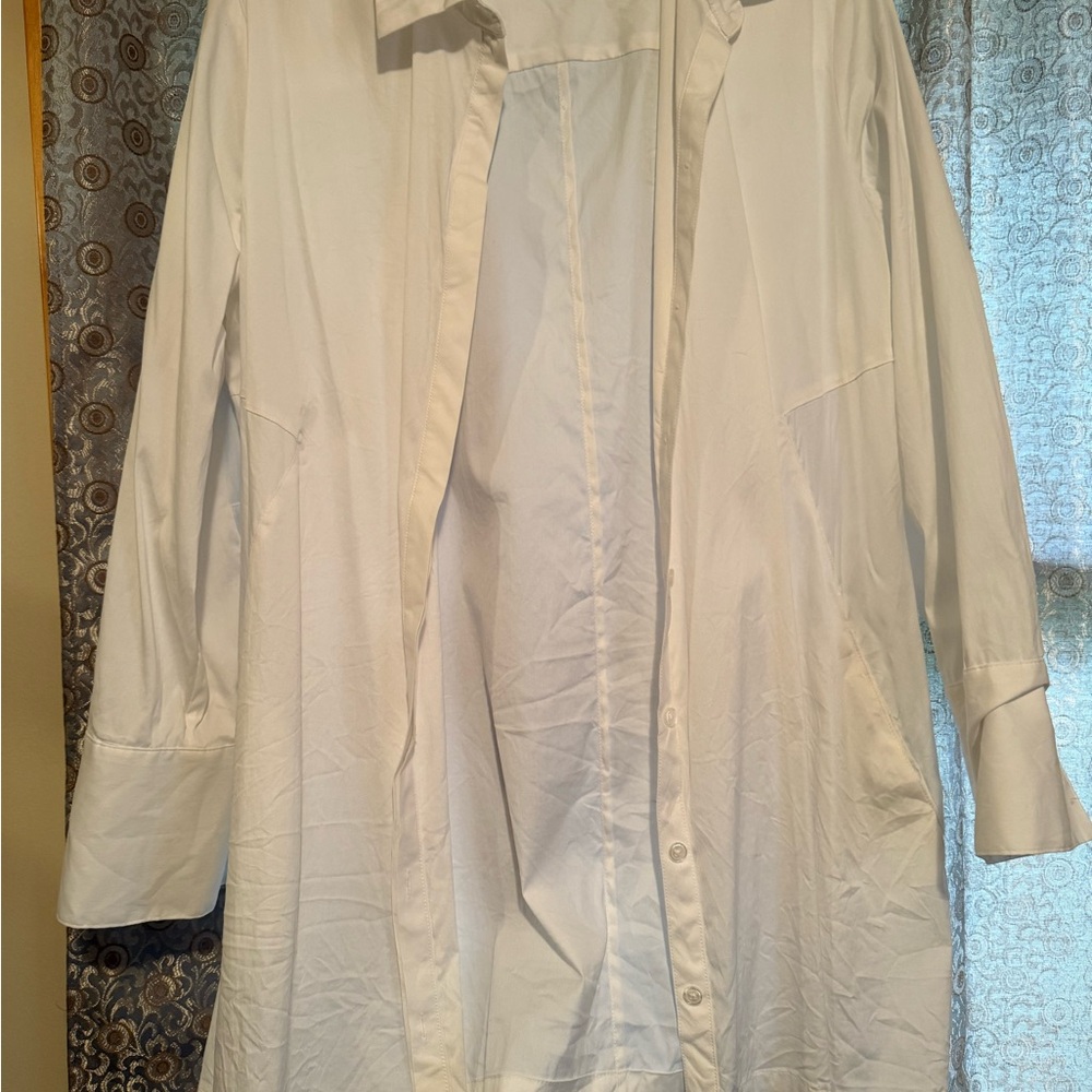 Chico's White Dress Shirt Classic Design